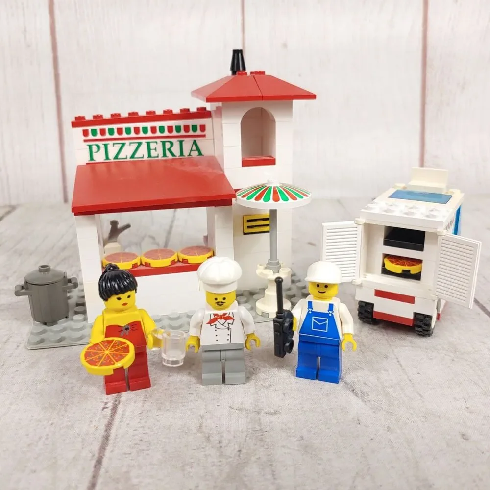 1994 LEGO Town: Pizza-To-Go Store 6350 - 100% COMPLETE w/ Instructions - NO BOX